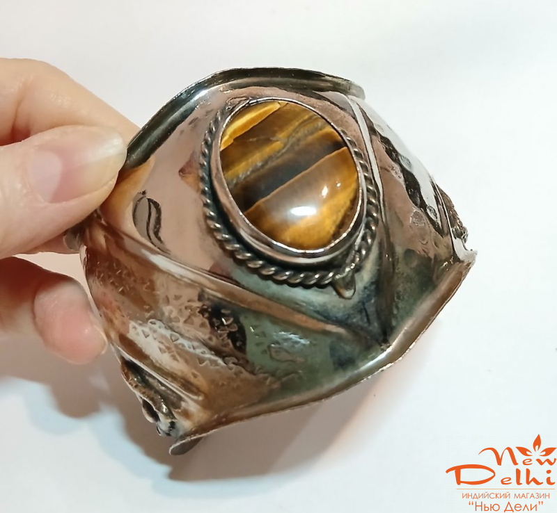 Браслет скоба с нат камнем Тигрове око, металл, Індія