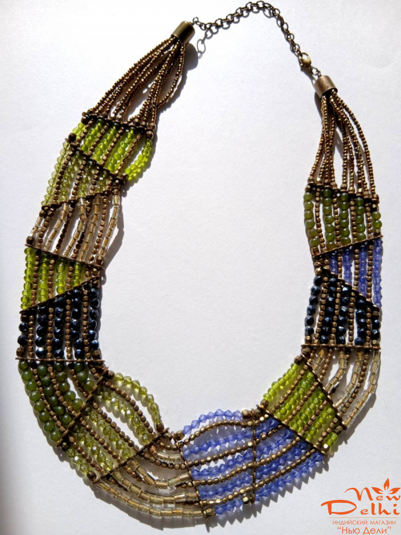 Намисто   з  бісеру (салатове) .Індія.